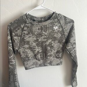 Camouflage Long Sleeve Crop Top